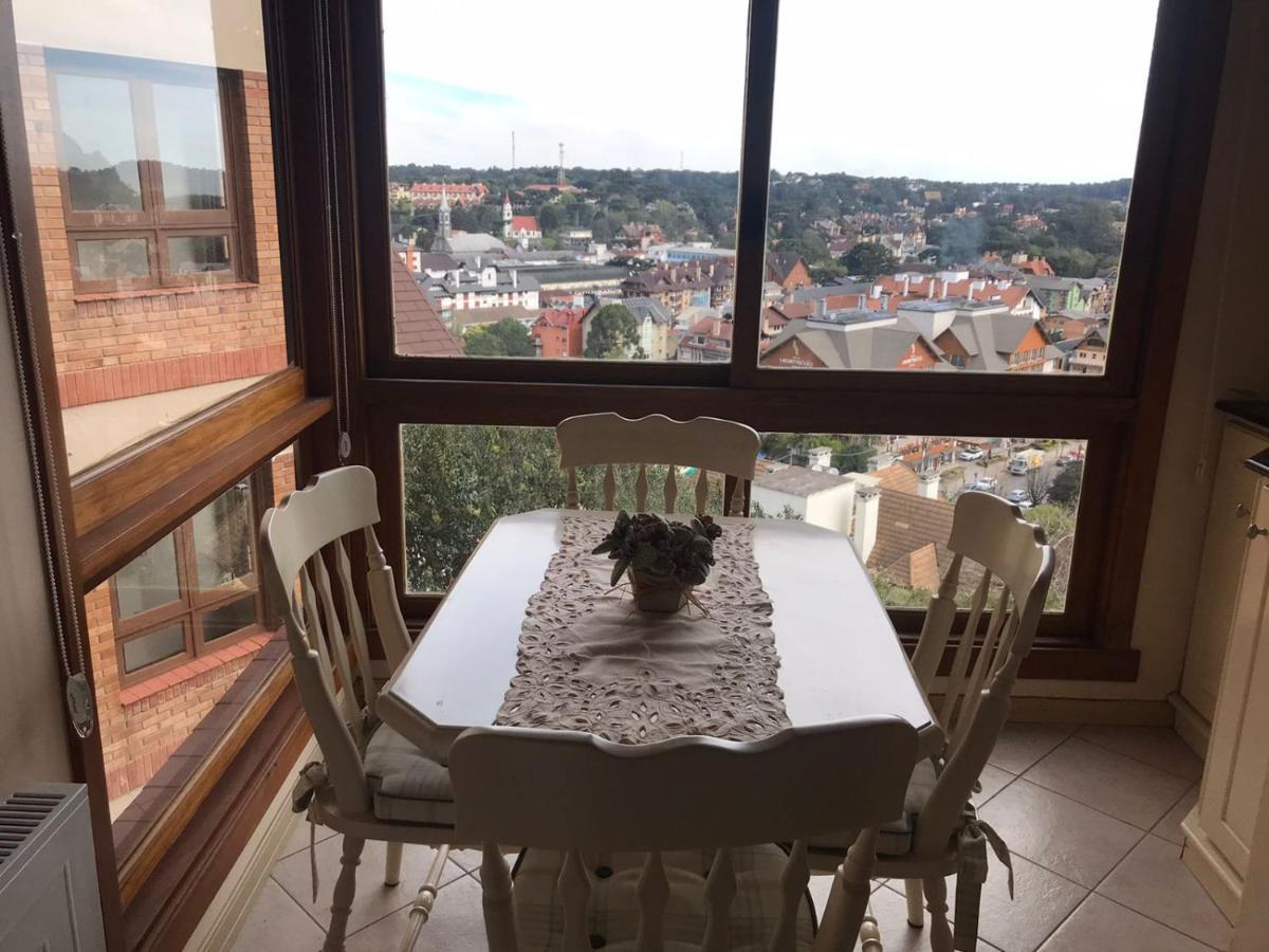 Flat Gramado Centro - Proximo Da Rua Coberta Apartment Luaran gambar